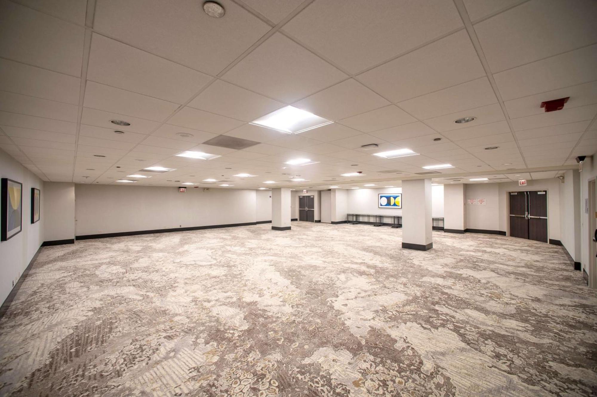 Hilton Chicago O'hare Airport Hotel 4*